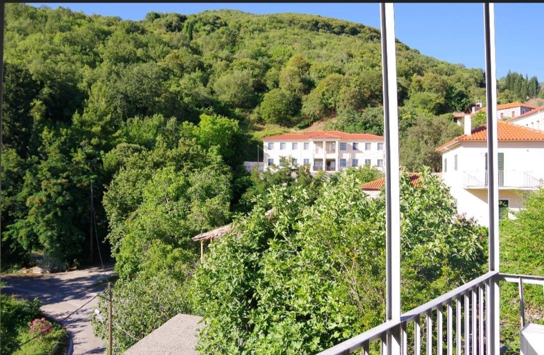 Theoxenia Hotel Andritsaina Exterior foto