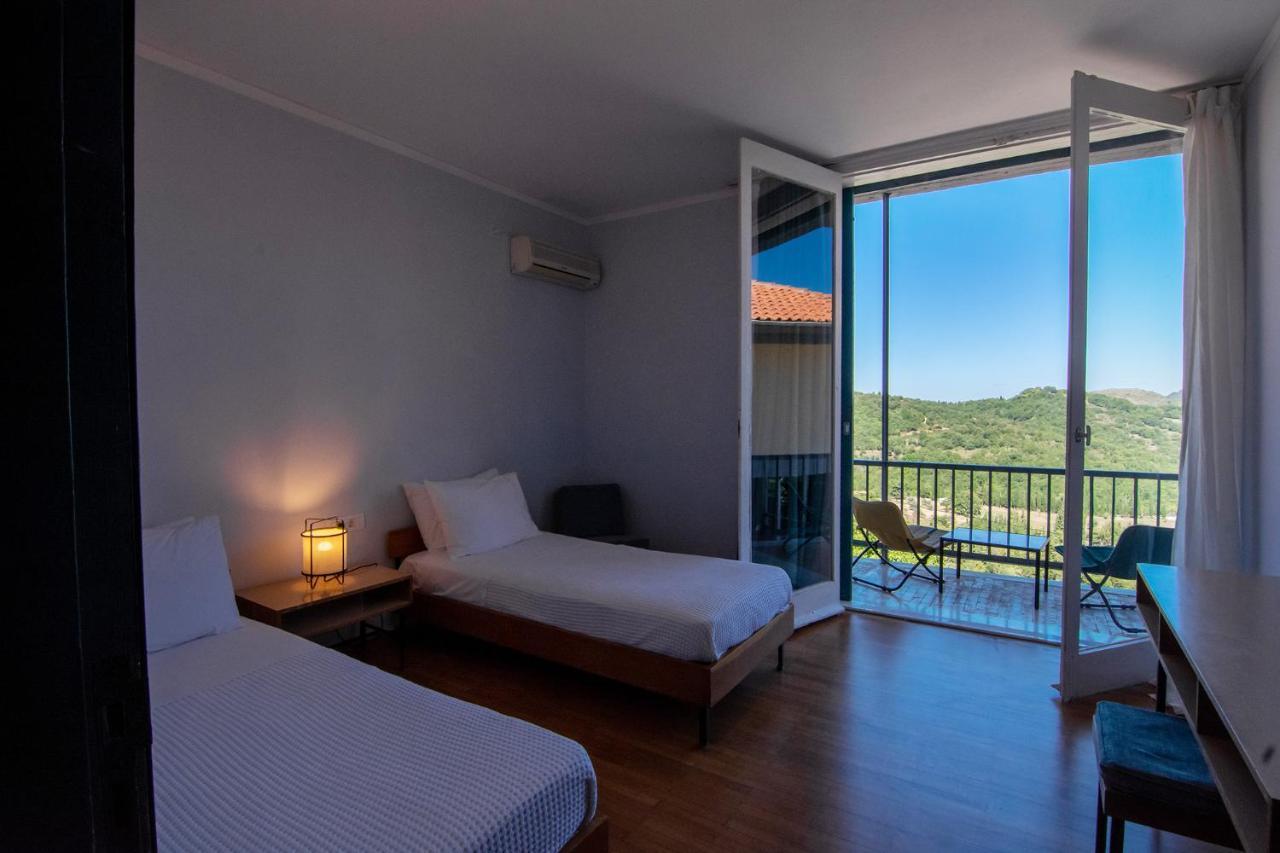 Theoxenia Hotel Andritsaina Exterior foto