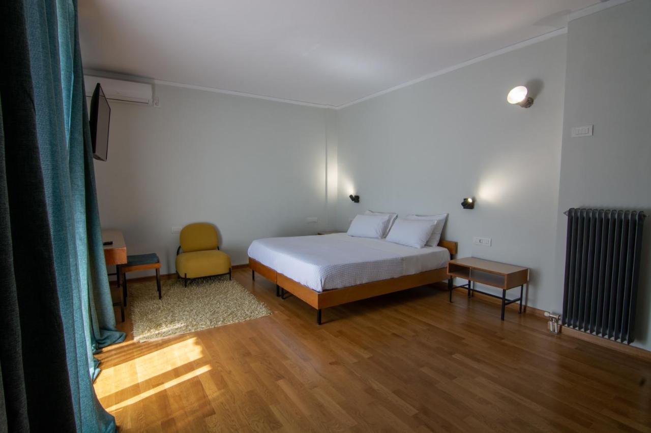 Theoxenia Hotel Andritsaina Exterior foto